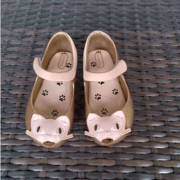 Mini Melissa Size 10 - Picture 1 of 4